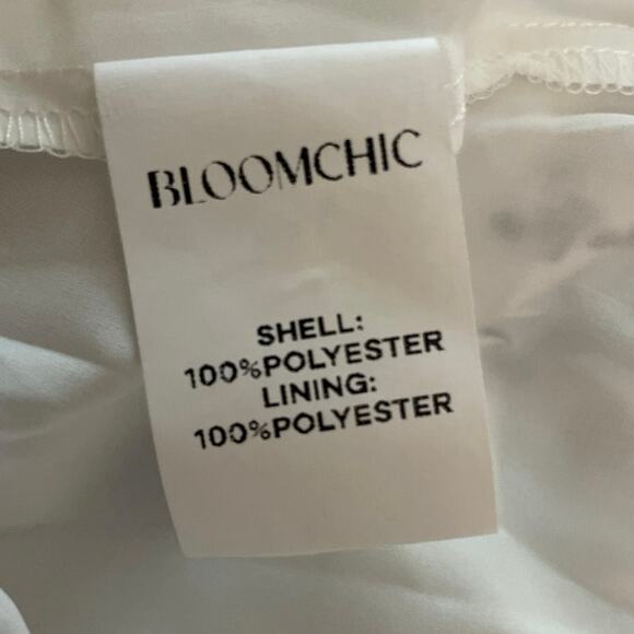 NWT, BloomChic, Size 28, White & Black Floral Smocked Square Neck Maxi Dress - Picture 5 of 6